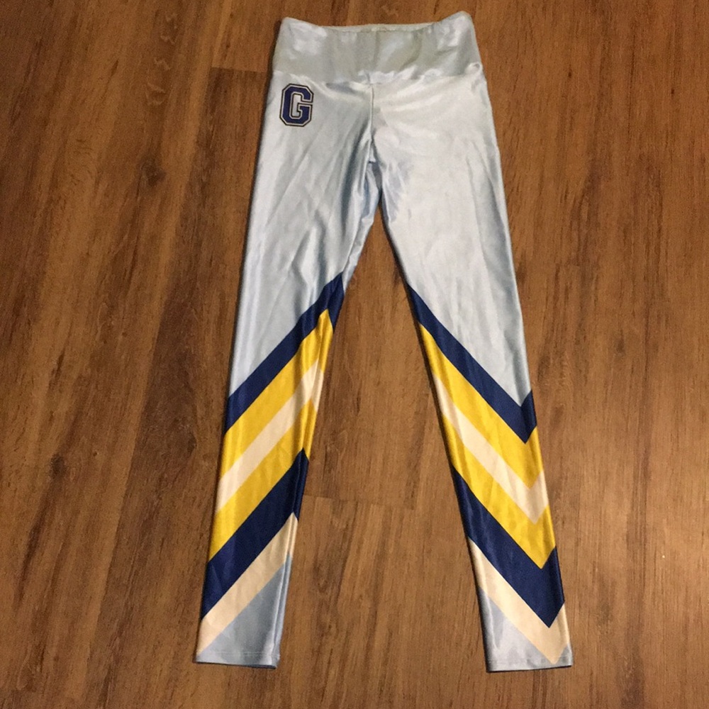 UCLA colored leggings